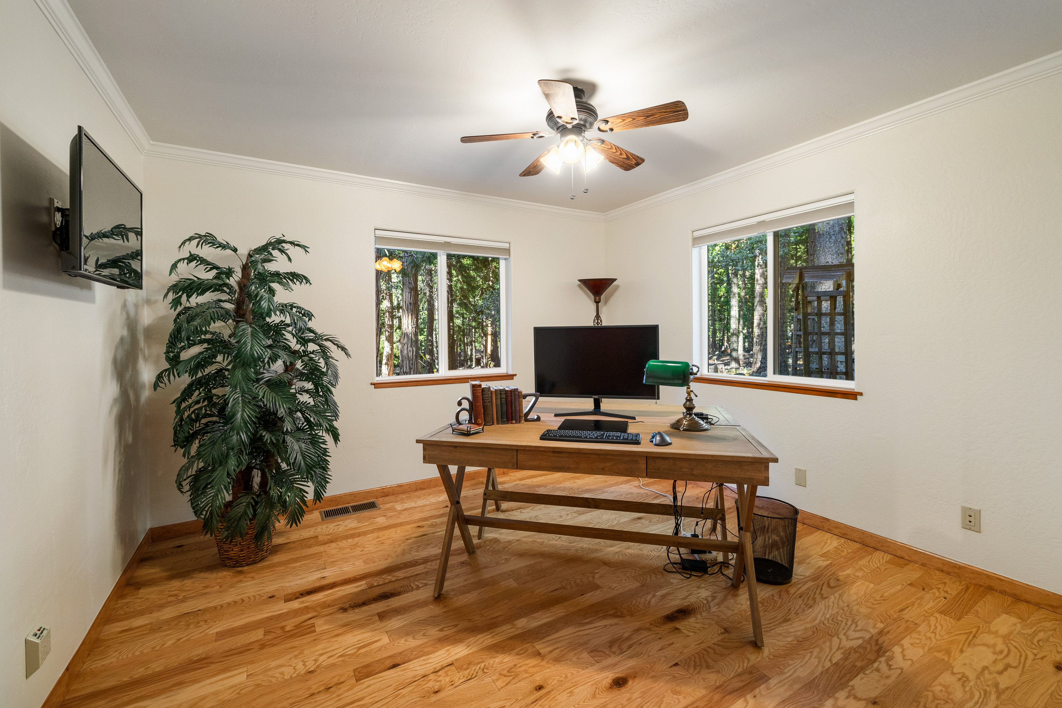  Luxury Mountain Retreat with Guest House on 1 Acre in the Heart of Graeagle - 物件實景