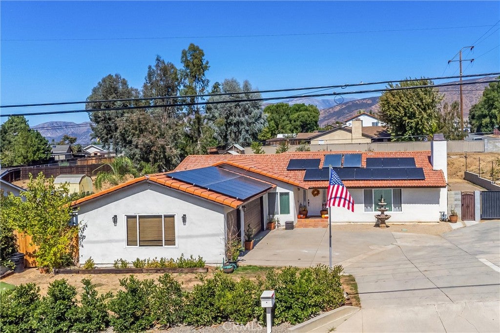 Yucaipa, California, 92399, United States, 7 Bedrooms Bedrooms, ,5 BathroomsBathrooms,Residential,For Sale,1975873