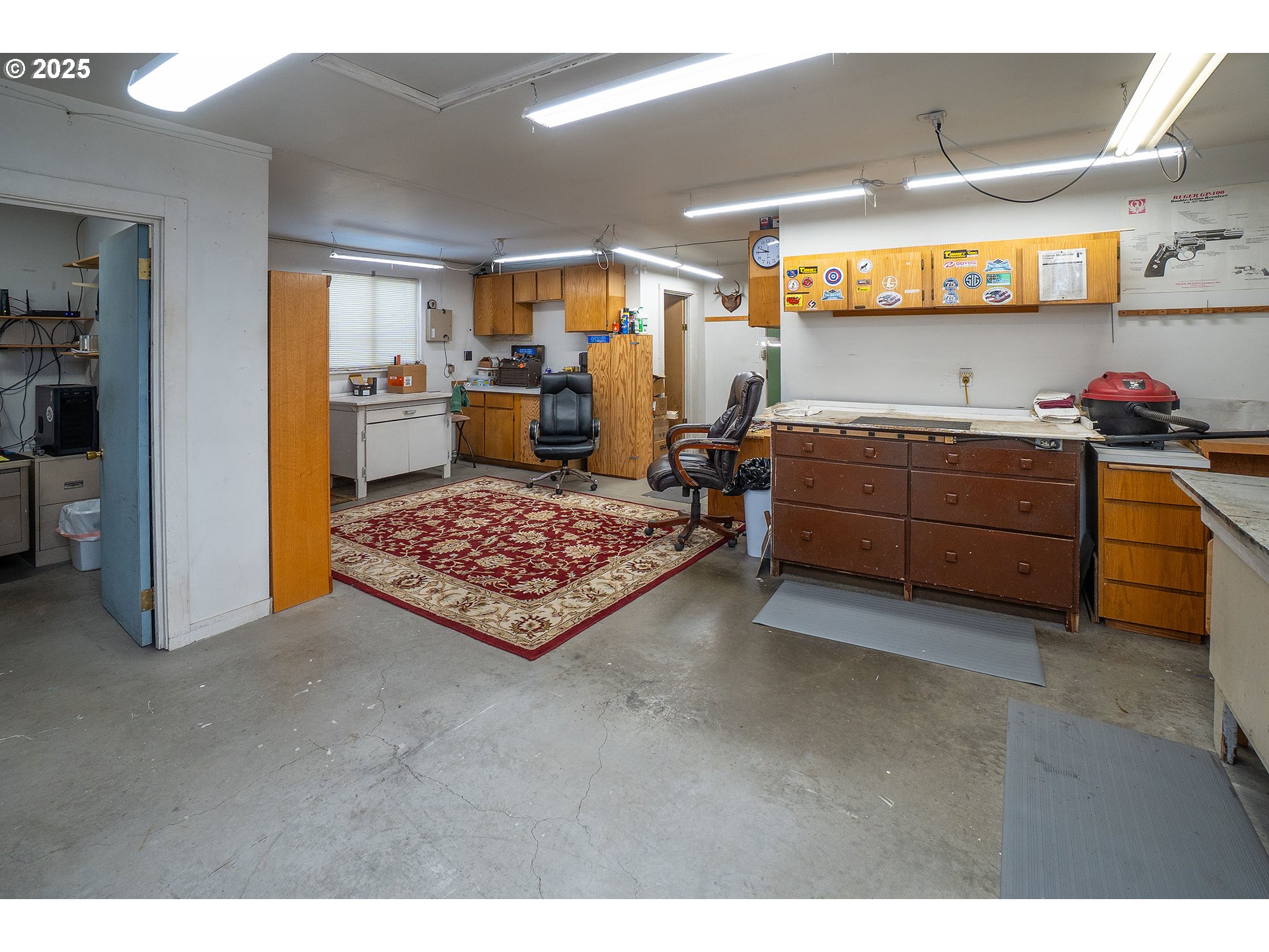 Terrebonne, Oregon, 97760, United States, 3 Bedrooms Bedrooms, ,2 BathroomsBathrooms,Residential,For Sale,1960646