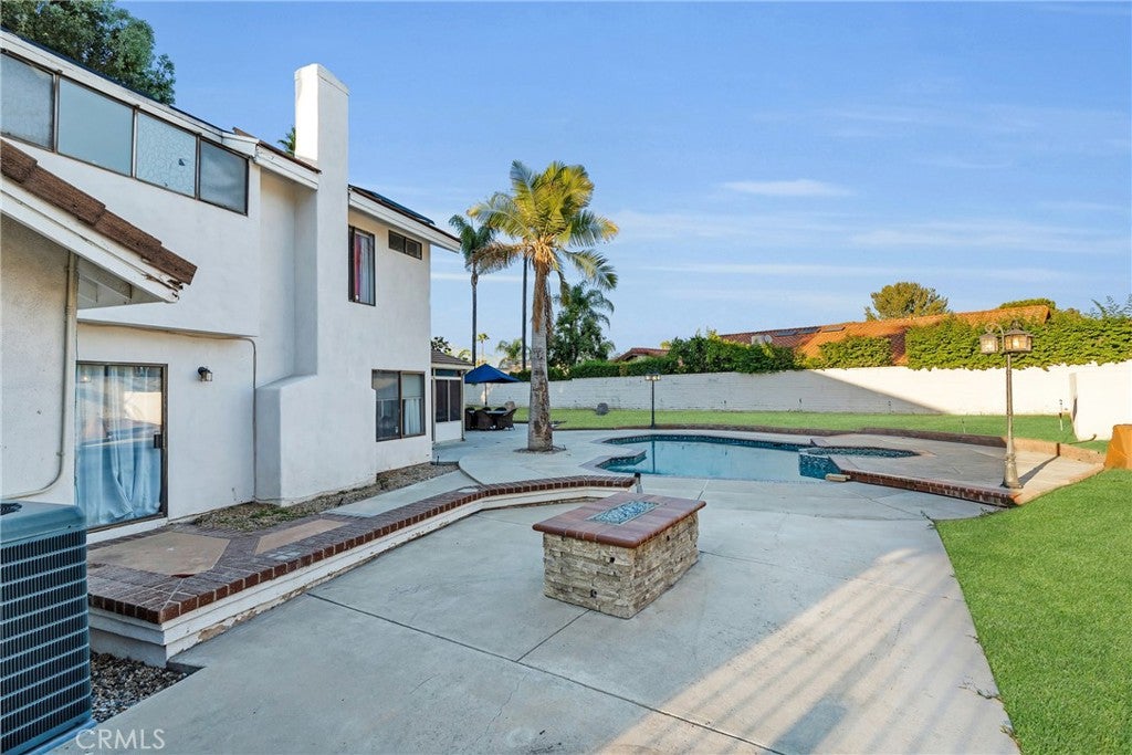 Pomona, California, 91768, United States, 4 Bedrooms Bedrooms, ,3 BathroomsBathrooms,Residential,For Sale,1983980