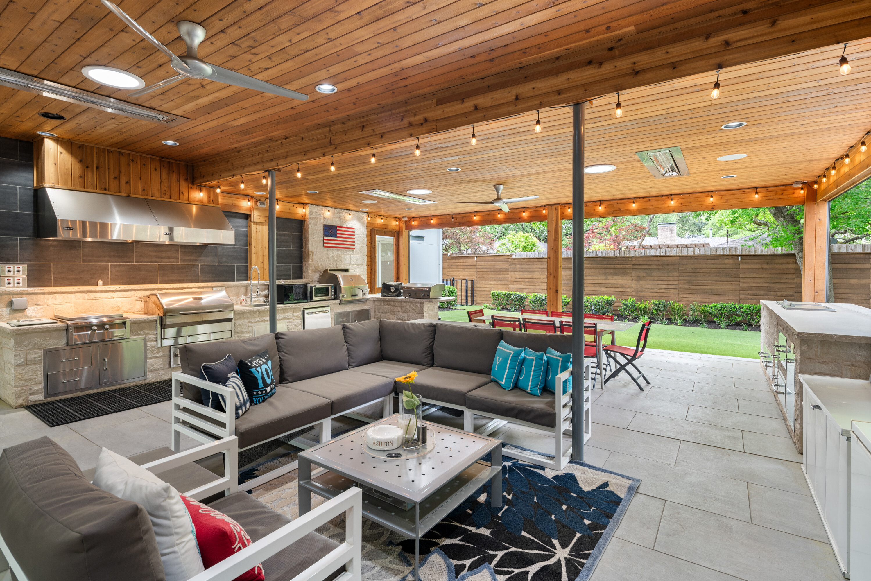  Modern, Distinctive, and Thoughtfully Designed in Melshire Estates - 物件實景