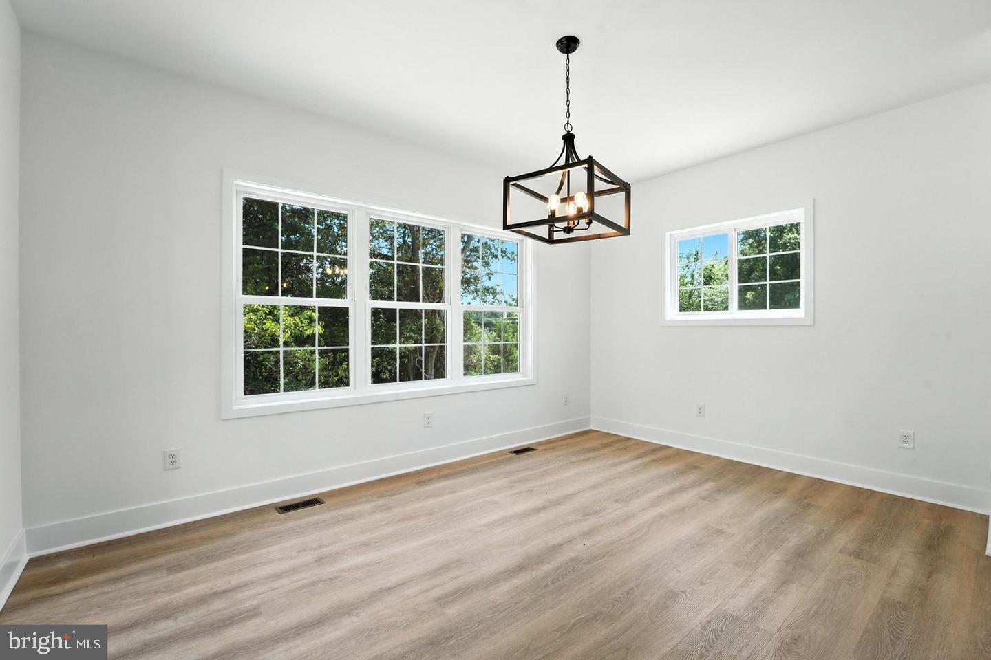 Culpeper, Virginia, 22701, United States, 3 Bedrooms Bedrooms, ,2 BathroomsBathrooms,Residential,For Sale,2001241