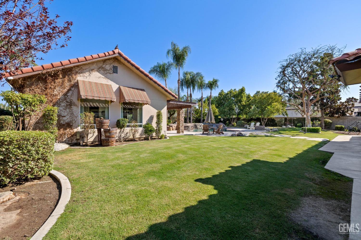 Bakersfield, California, 93314, United States, 5 Bedrooms Bedrooms, ,5 BathroomsBathrooms,Residential,For Sale,1948004