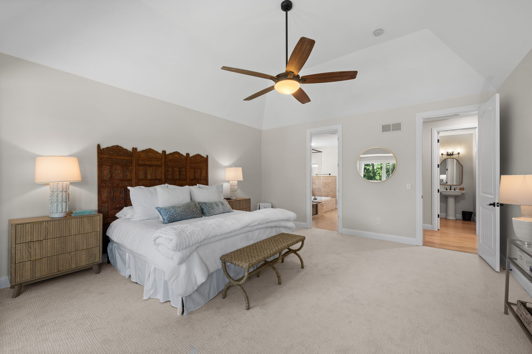  Welcome to 1543 Windridge Court, an exceptional story-and-a-half - 物件實景
