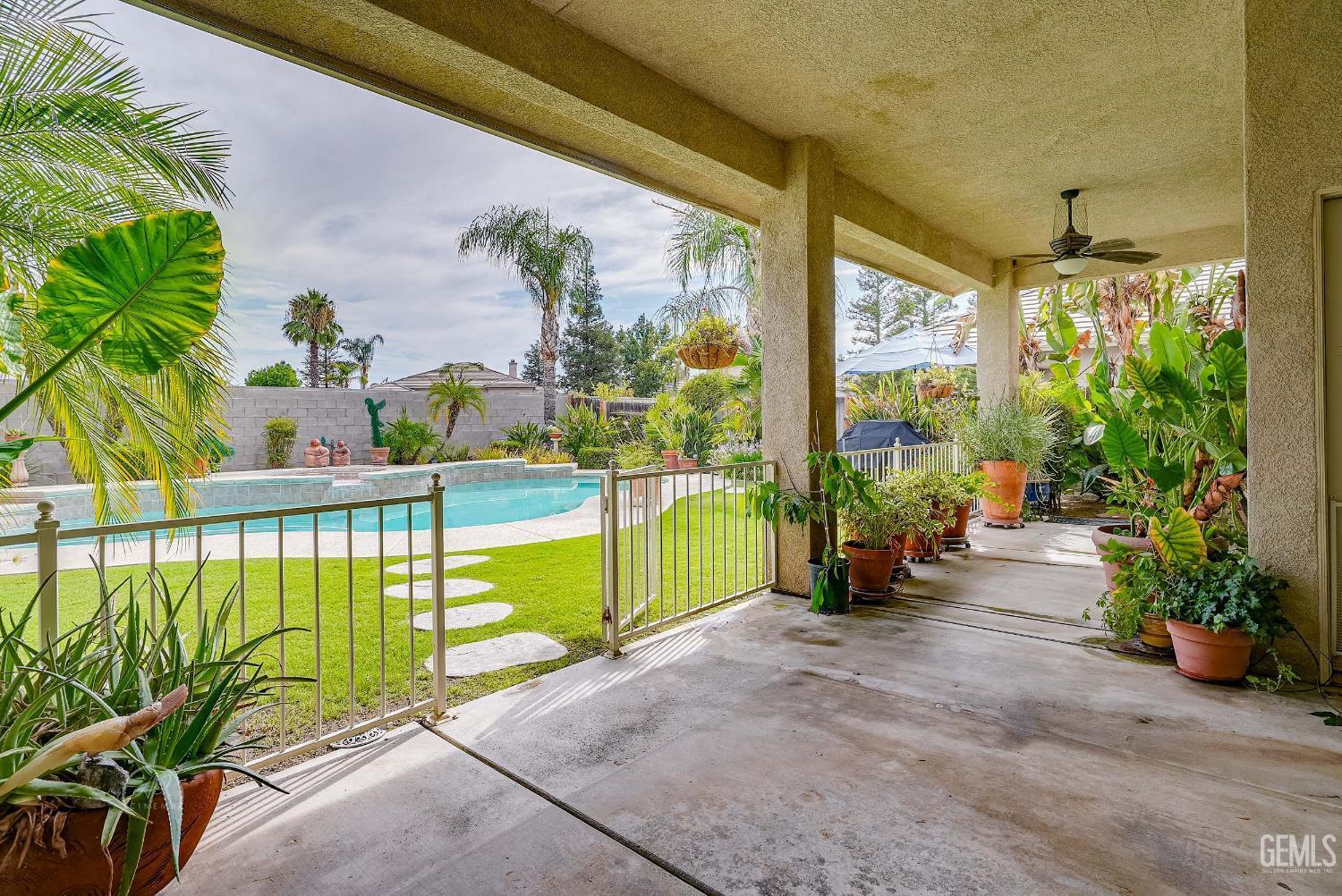 Bakersfield, California, 93314, United States, 5 Bedrooms Bedrooms, ,3 BathroomsBathrooms,Residential,For Sale,1974867