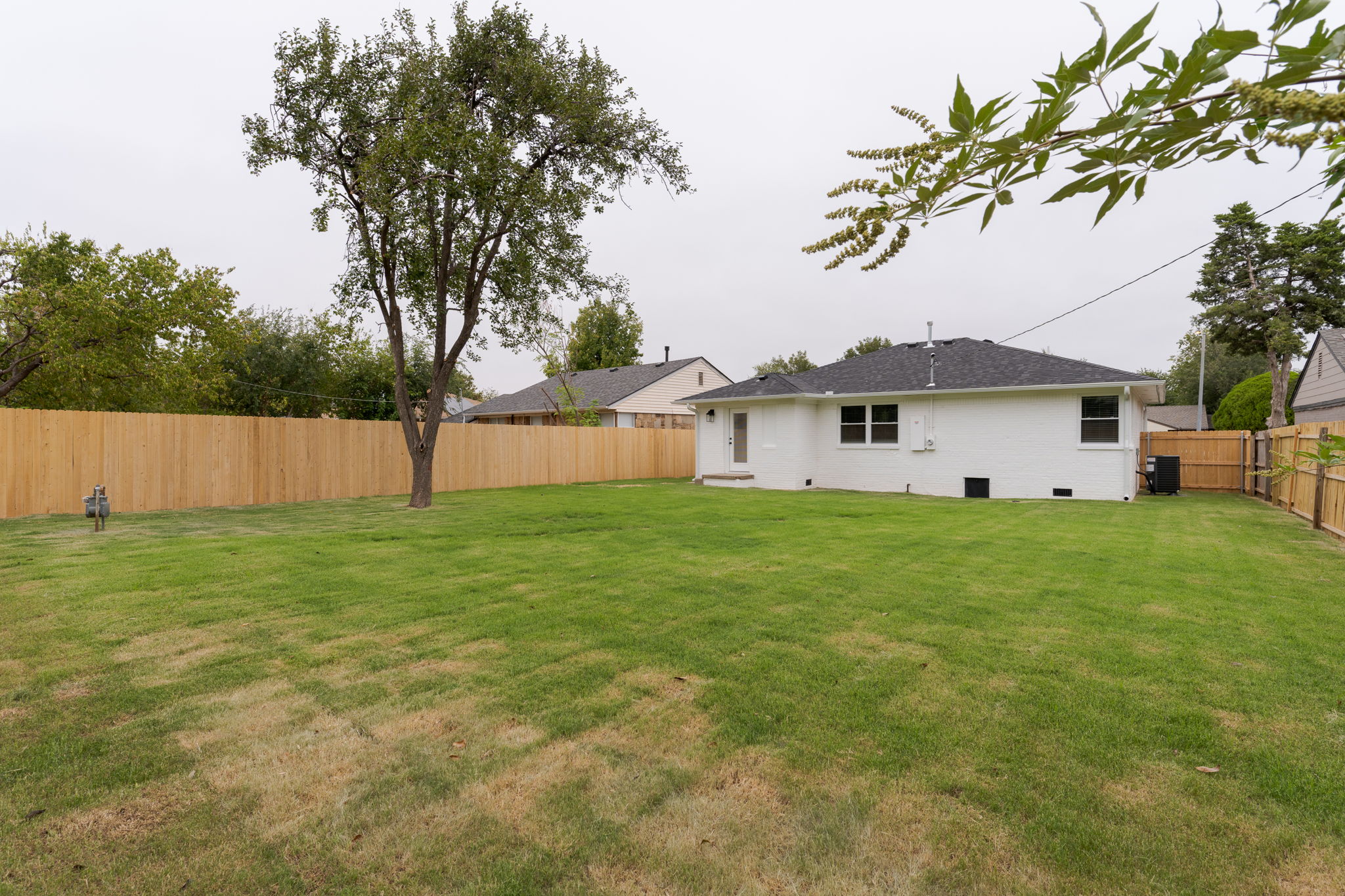  2000 Andover Court, The Village, OK 73120 - 物件實景
