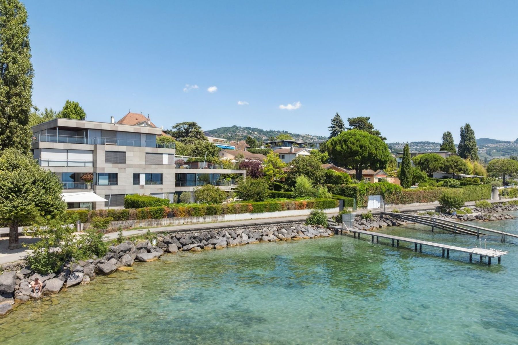  Exceptional lakeside residence overlooking the Alps - 物件實景