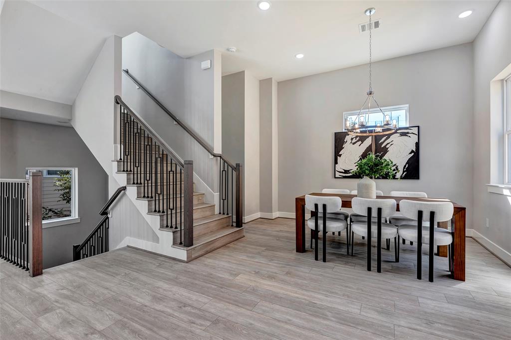 Houston, Texas, 77003, United States, 3 Bedrooms Bedrooms, ,4 BathroomsBathrooms,Residential,For Sale,1793835