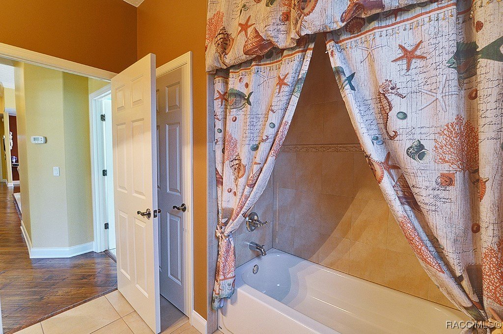 Crystal River, Florida, 34428, United States, 3 Bedrooms Bedrooms, ,3 BathroomsBathrooms,Residential,For Sale,1981624