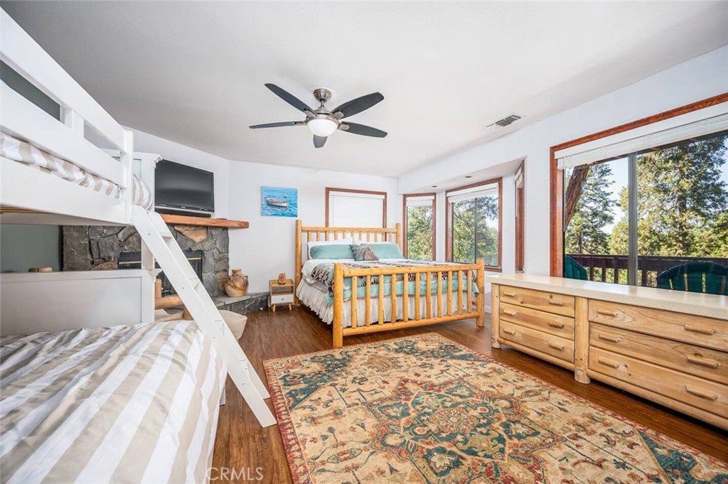 Crestline, California, 92325, United States, 3 Bedrooms Bedrooms, ,3 BathroomsBathrooms,Residential,For Sale,1939117