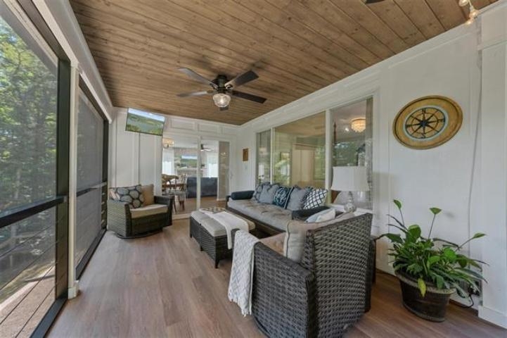 Fountain Run, Kentucky, 42133, United States, 4 Bedrooms Bedrooms, ,3 BathroomsBathrooms,Residential,For Sale,1827349