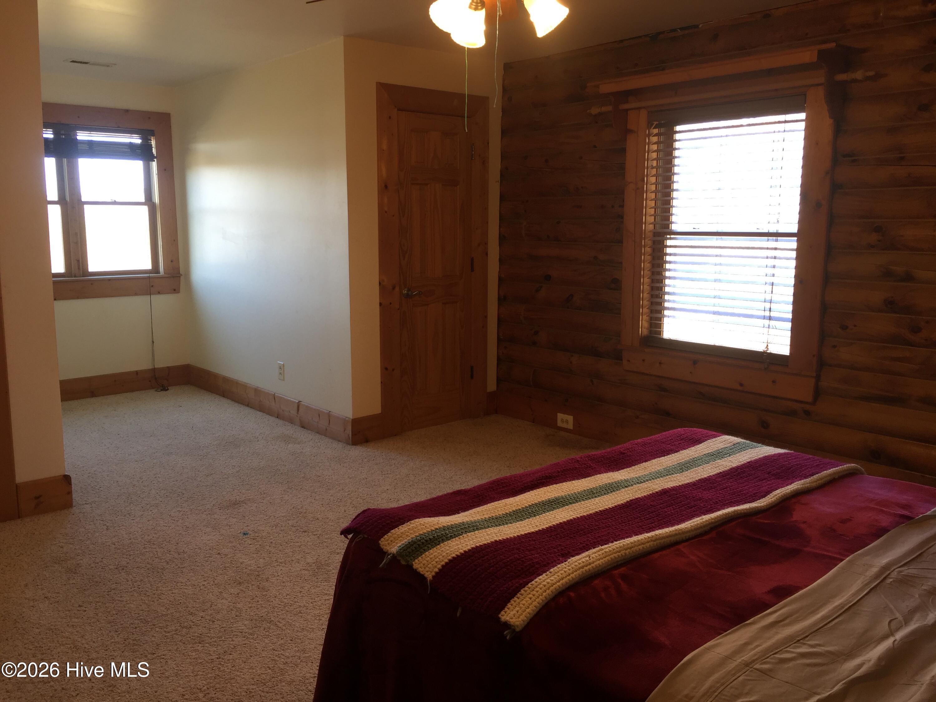 Washington, North Carolina, 27889, United States, 3 Bedrooms Bedrooms, ,3 BathroomsBathrooms,Residential,For Sale,2049044