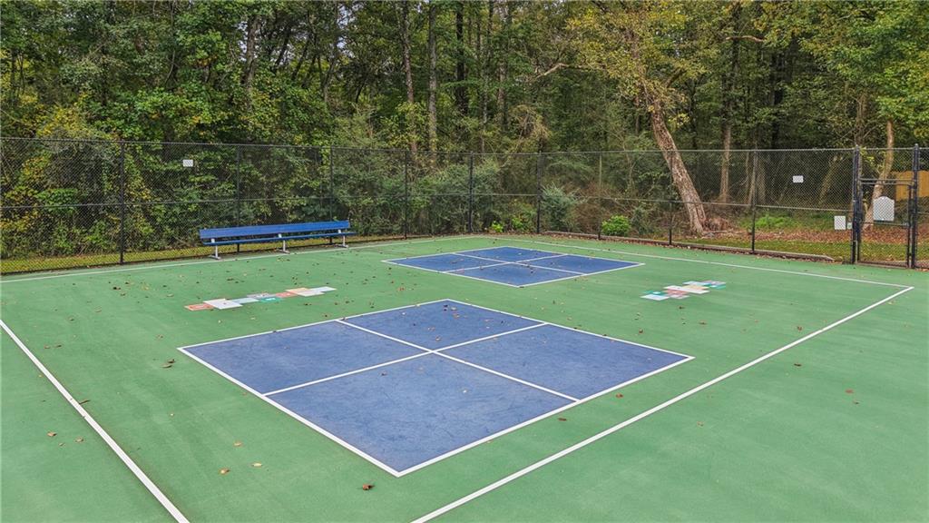 Alpharetta, Georgia, 30004, United States, 4 Bedrooms Bedrooms, ,3 BathroomsBathrooms,Residential,For Sale,1978370