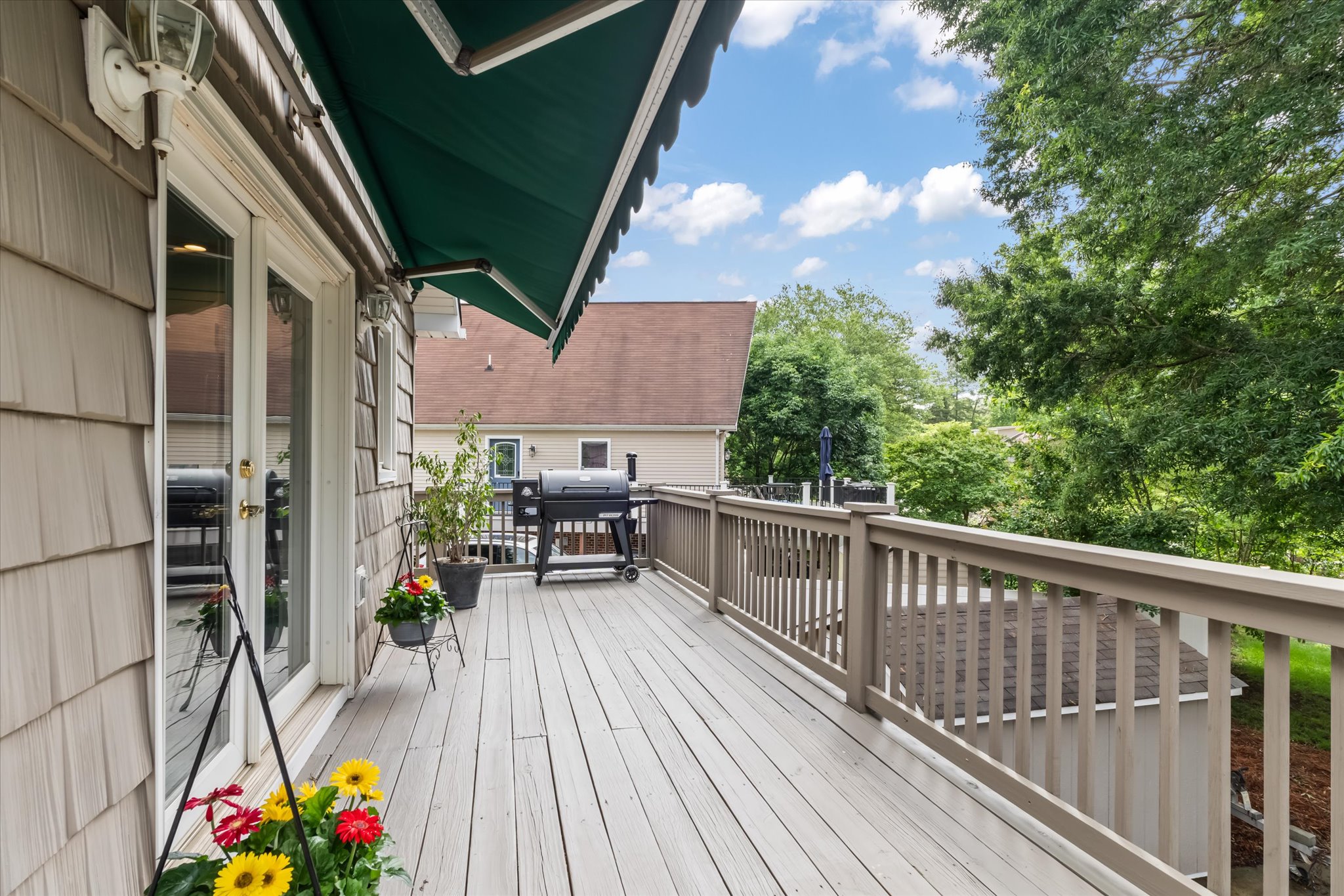 Mooresville, North Carolina, 28117, United States, 2 Bedrooms Bedrooms, ,3 BathroomsBathrooms,Residential,For Sale,1841557