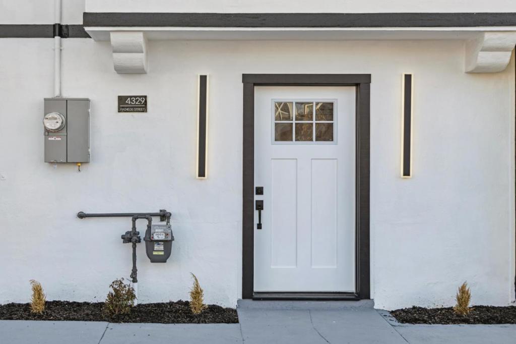 San Francisco, California, 94116, United States, 4 Bedrooms Bedrooms, ,4 BathroomsBathrooms,Residential,For Sale,2014062