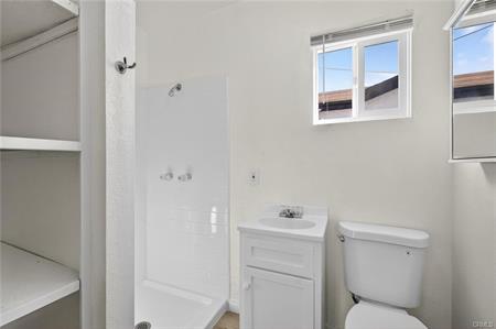 Compton, California, 90222, United States, 3 Bedrooms Bedrooms, ,3 BathroomsBathrooms,Residential,For Sale,1985749