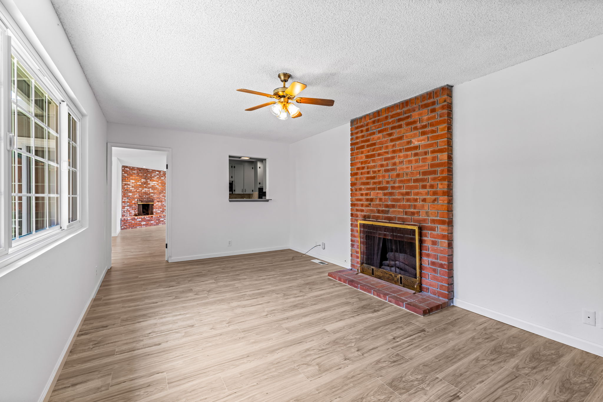 Watsonville, California, 95076, United States, 3 Bedrooms Bedrooms, ,2 BathroomsBathrooms,Residential,For Sale,1976793