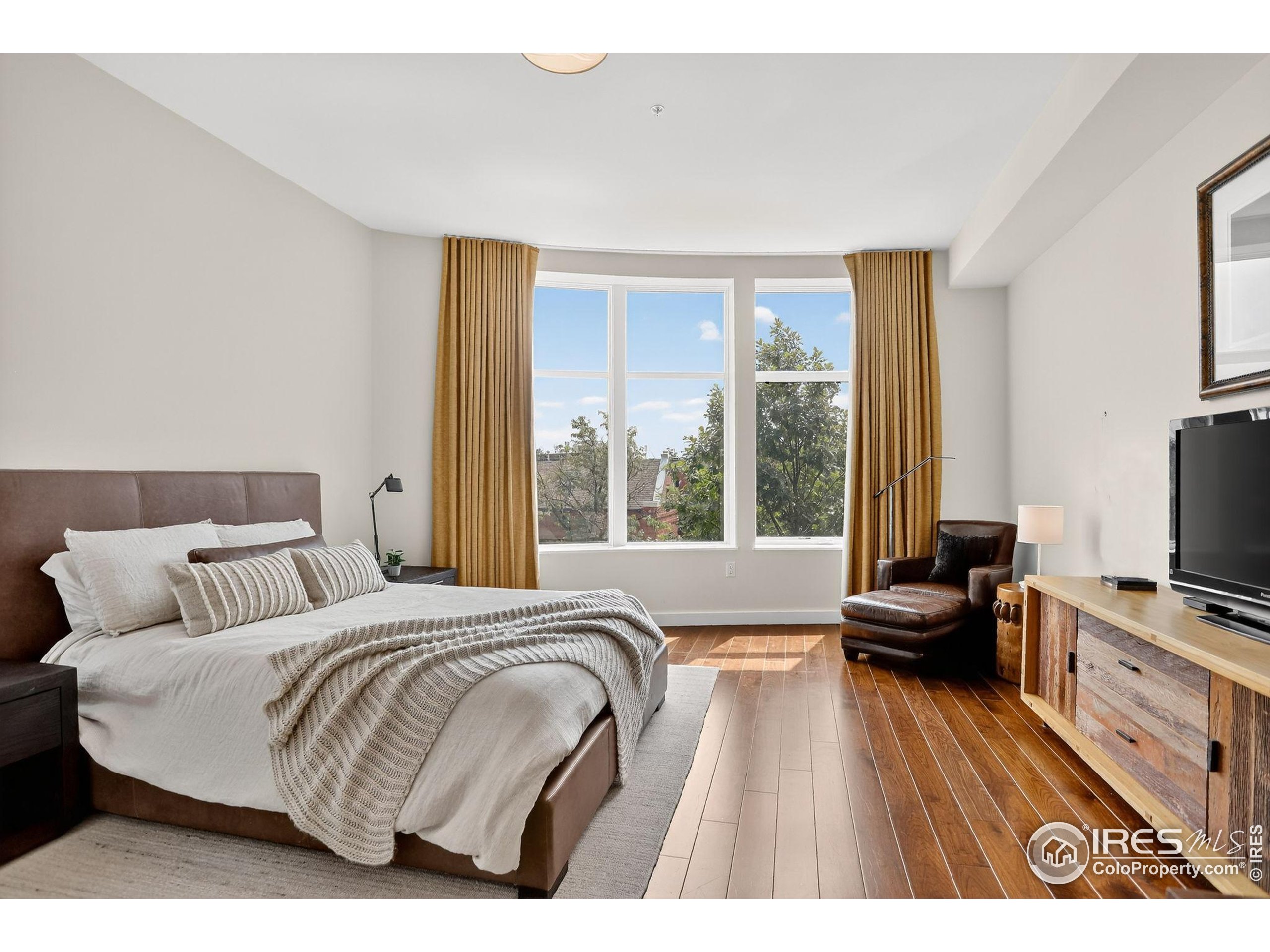Boulder, Colorado, 80302, United States, 1 Bedroom Bedrooms, ,2 BathroomsBathrooms,Residential,For Sale,1942298