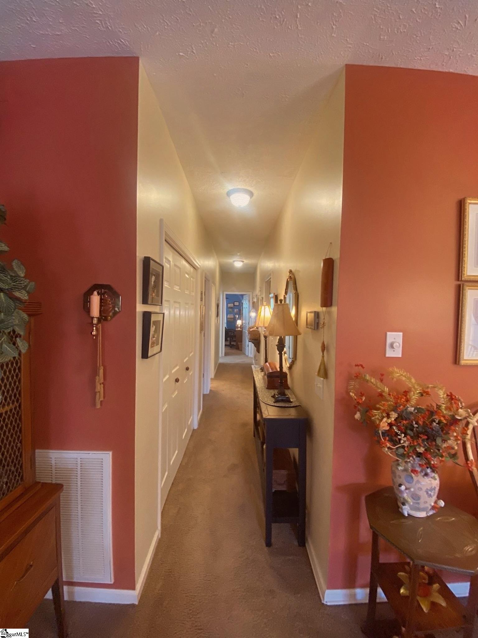 Seneca, South Carolina, 29672, United States, 4 Bedrooms Bedrooms, ,3 BathroomsBathrooms,Residential,For Sale,1927213