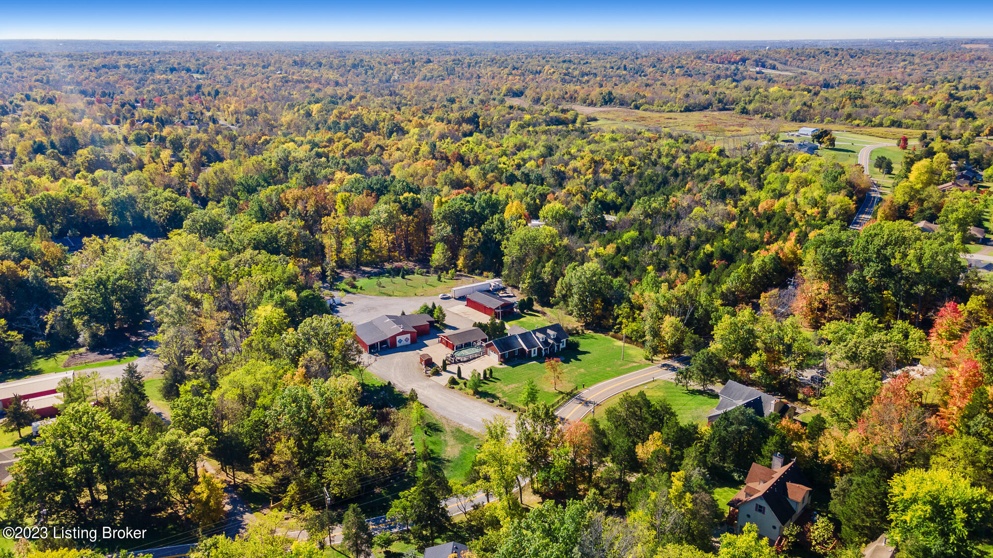 La Grange, Kentucky, 40031, United States, 5 Bedrooms Bedrooms, ,3 BathroomsBathrooms,Residential,For Sale,1793584