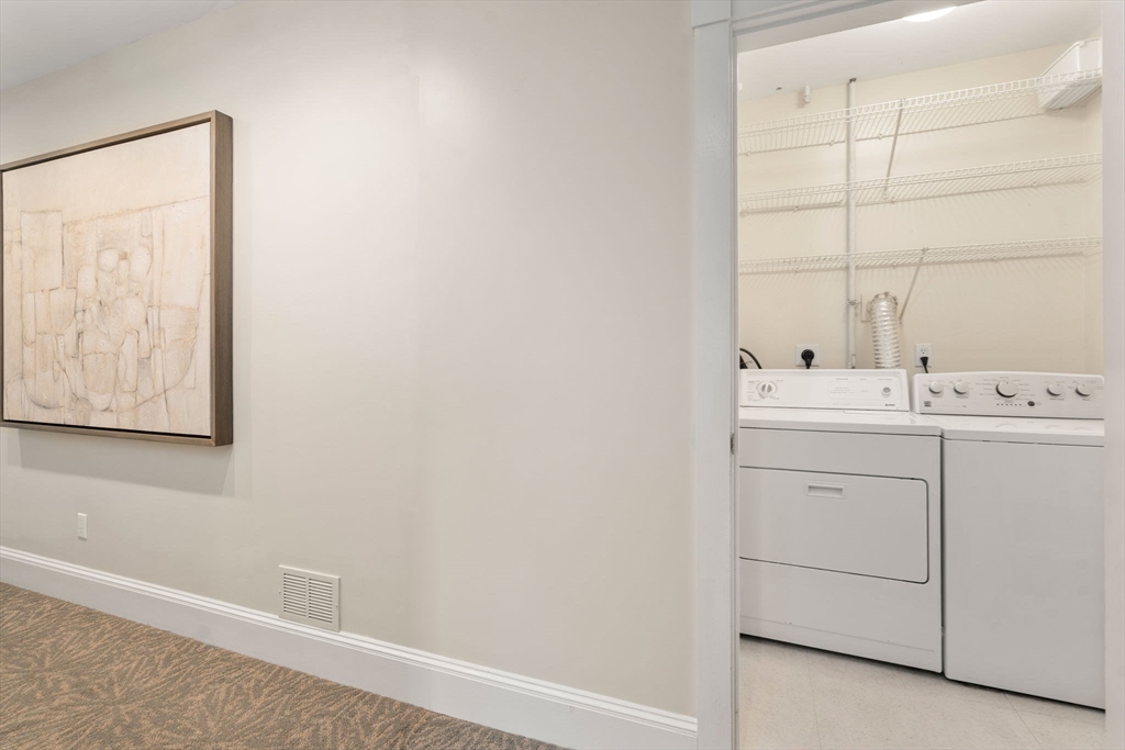 Brookline, Massachusetts, 02445, United States, 2 Bedrooms Bedrooms, ,2 BathroomsBathrooms,Residential,For Sale,1849691