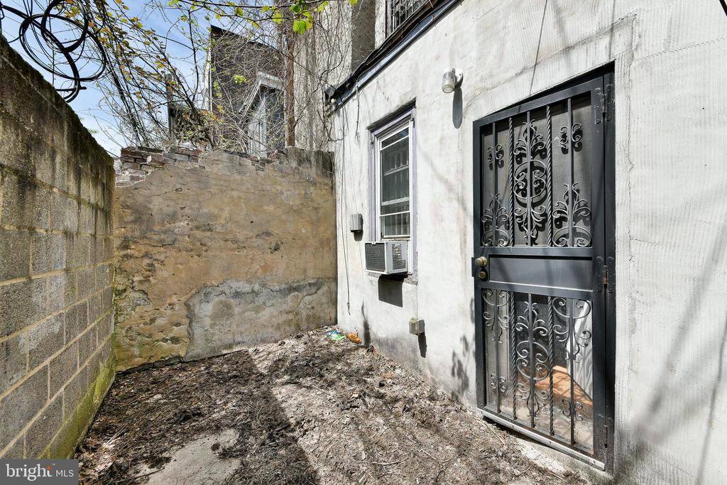Philadelphia, Pennsylvania, 19121, United States, ,Residential,For Sale,1819408