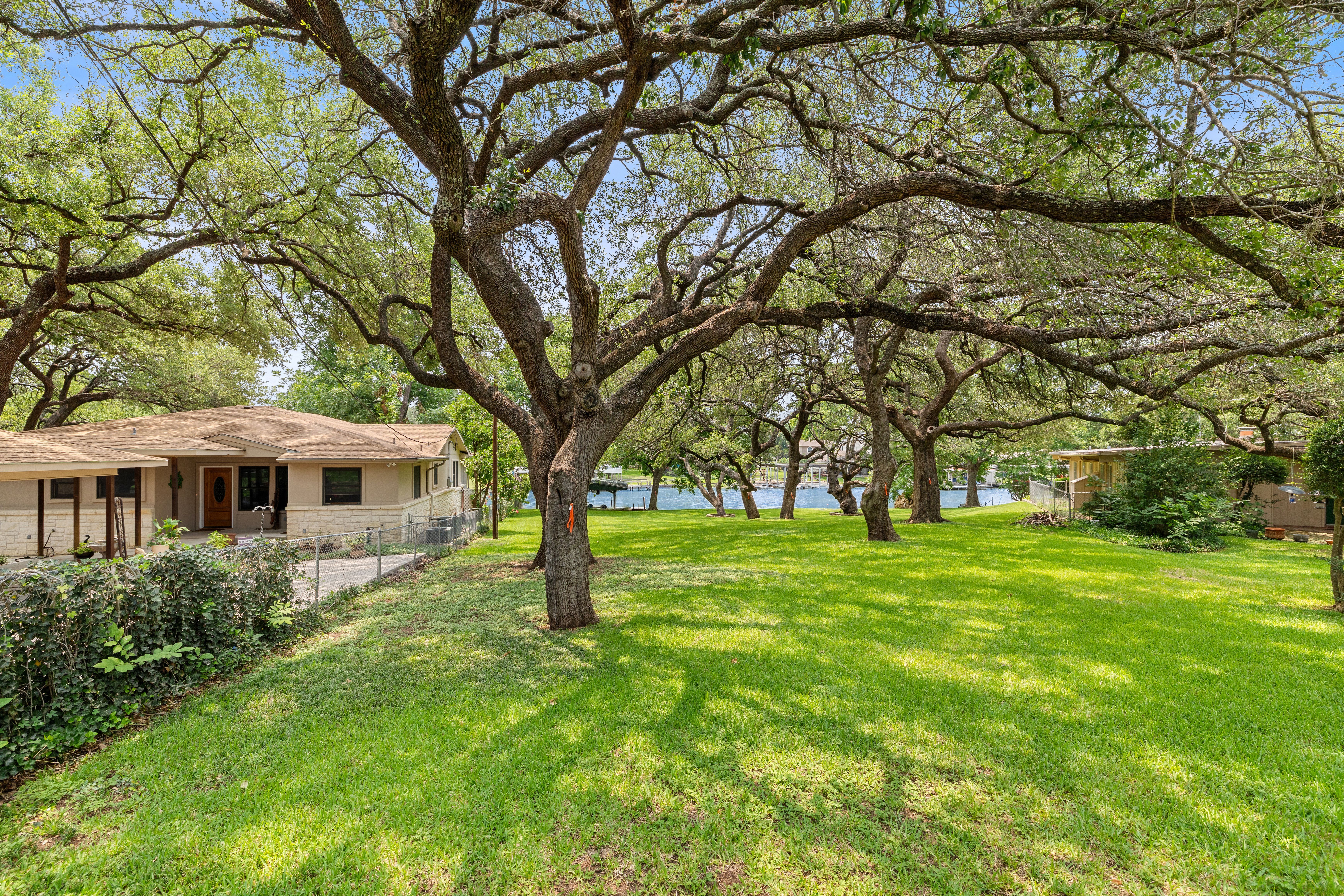  Prime Lake LBJ Waterfront Opportunity - 物件實景