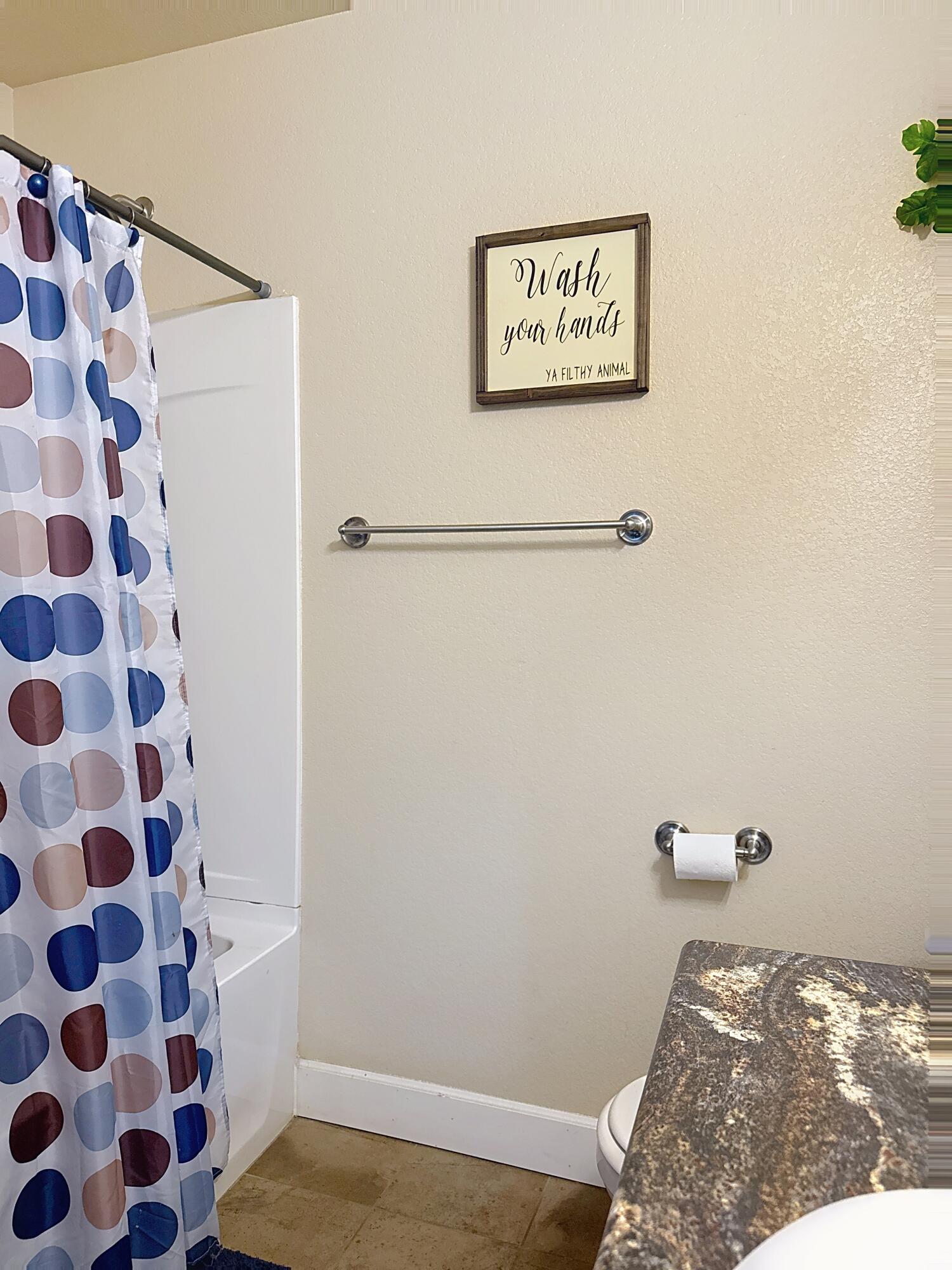 Buffalo, Wyoming, 82834, United States, 5 Bedrooms Bedrooms, ,3 BathroomsBathrooms,Residential,For Sale,2016327