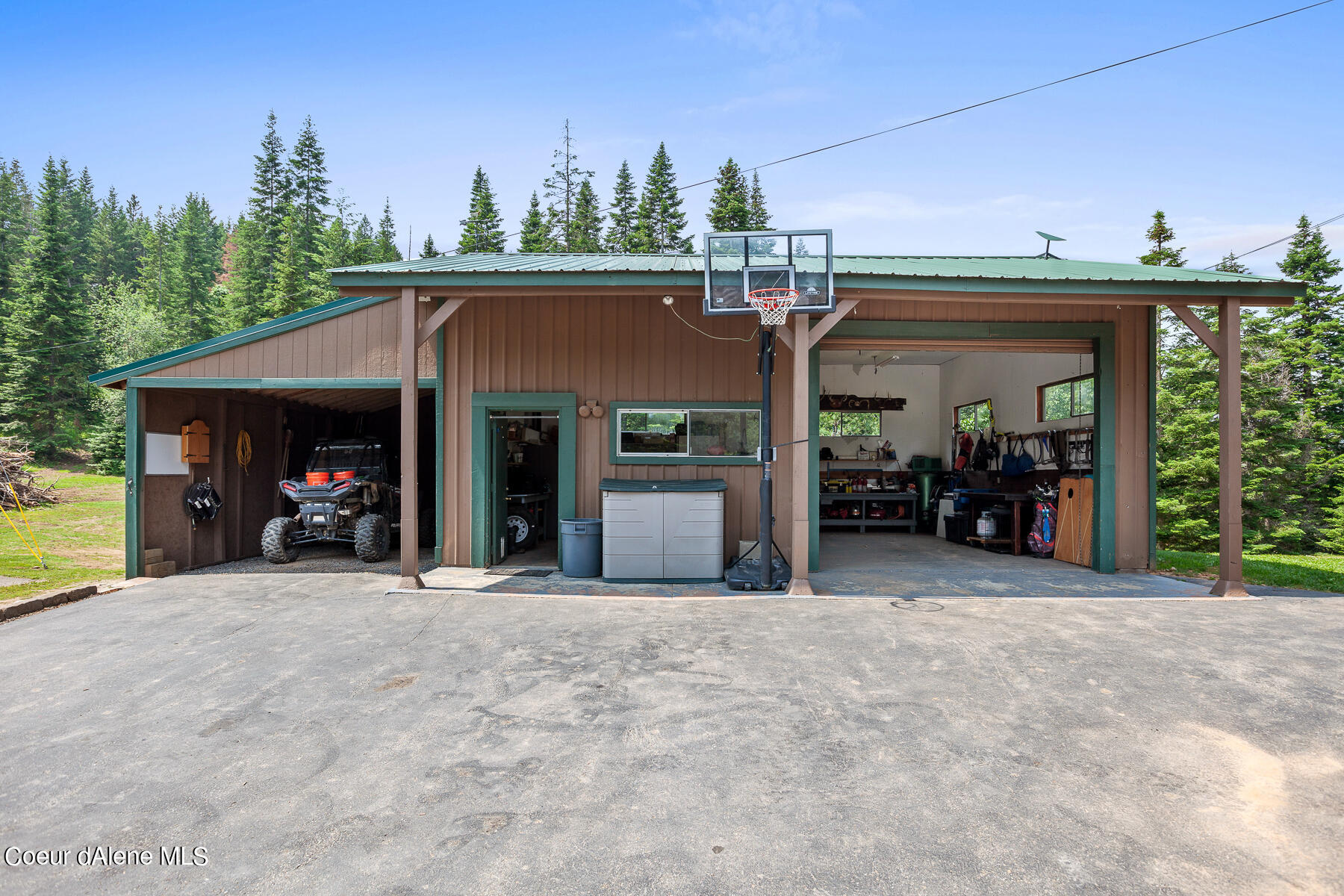 Coeur d'Alene, Idaho, 83814, United States, 4 Bedrooms Bedrooms, ,3 BathroomsBathrooms,Residential,For Sale,1974008