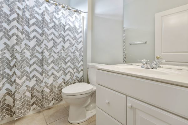 Huntley, Illinois, 60142, United States, 2 Bedrooms Bedrooms, ,2 BathroomsBathrooms,Residential,For Sale,1989906