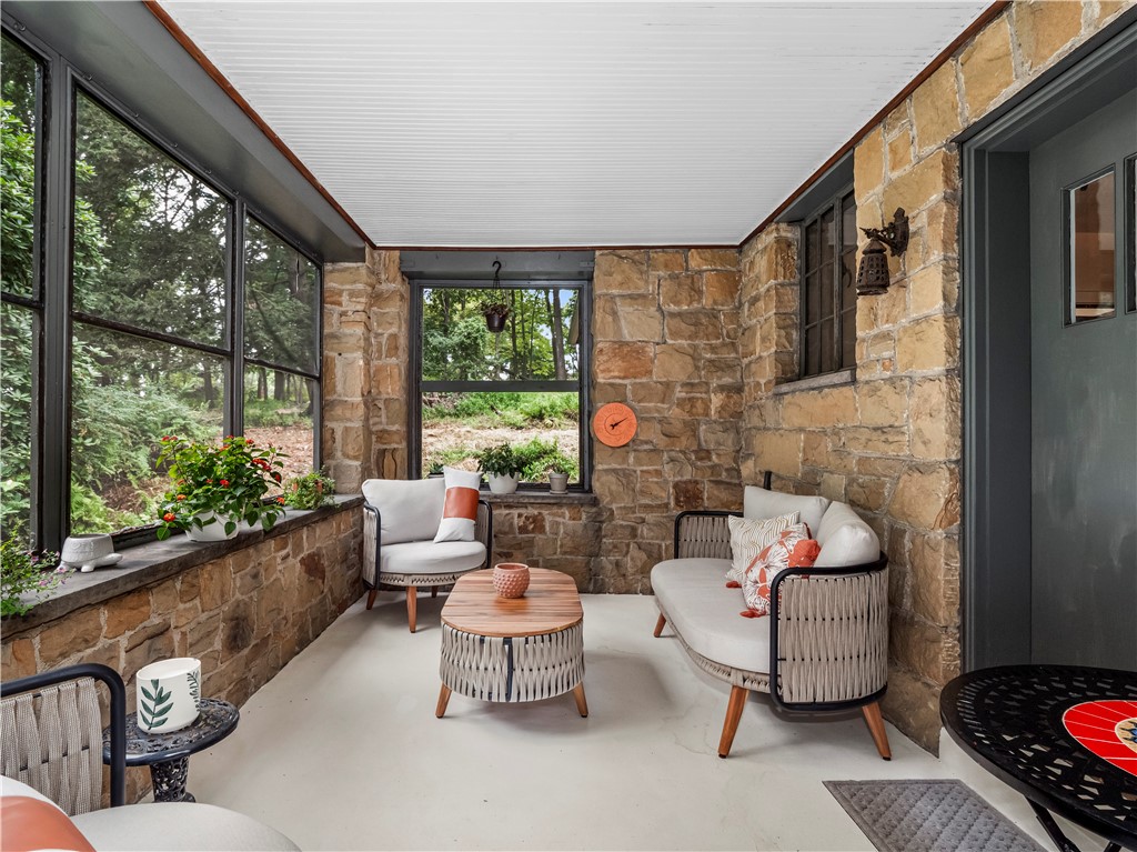 Shaler, Pennsylvania, 15116, United States, 3 Bedrooms Bedrooms, ,1 BathroomBathrooms,Residential,For Sale,1989376