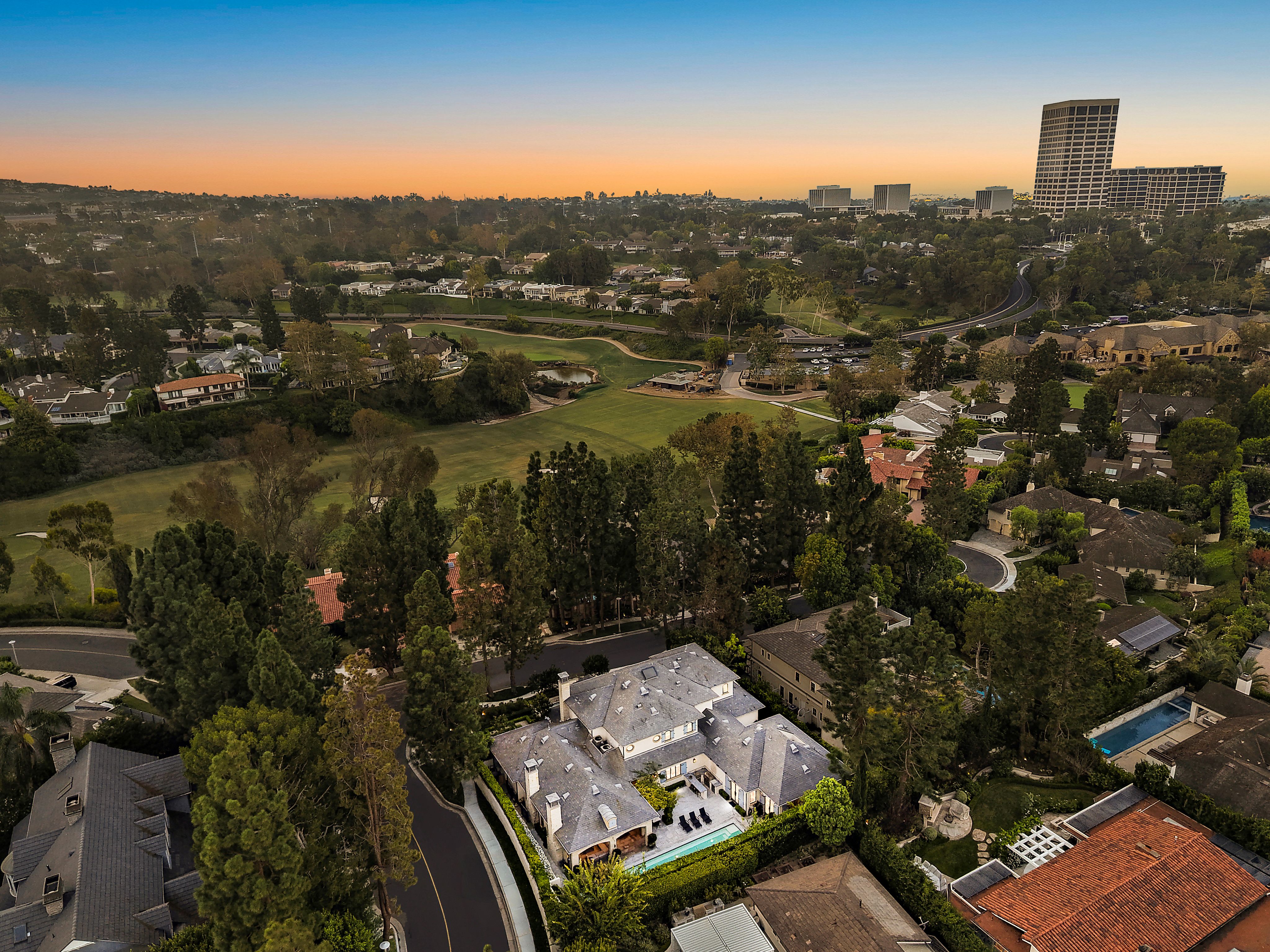  7 Oakmont Lane, Newport Beach, CA 92660 - 物件實景