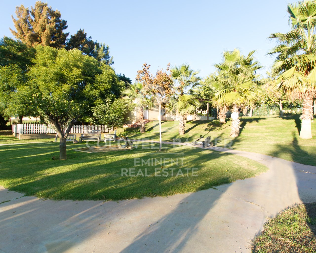 Mataró, Catalonia, ES, 6 Bedrooms Bedrooms, ,5 BathroomsBathrooms,Residential,For Sale,2000993