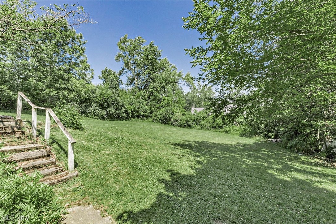 Brecksville, Ohio, 44141, United States, 5 Bedrooms Bedrooms, ,5 BathroomsBathrooms,Residential,For Sale,1979228