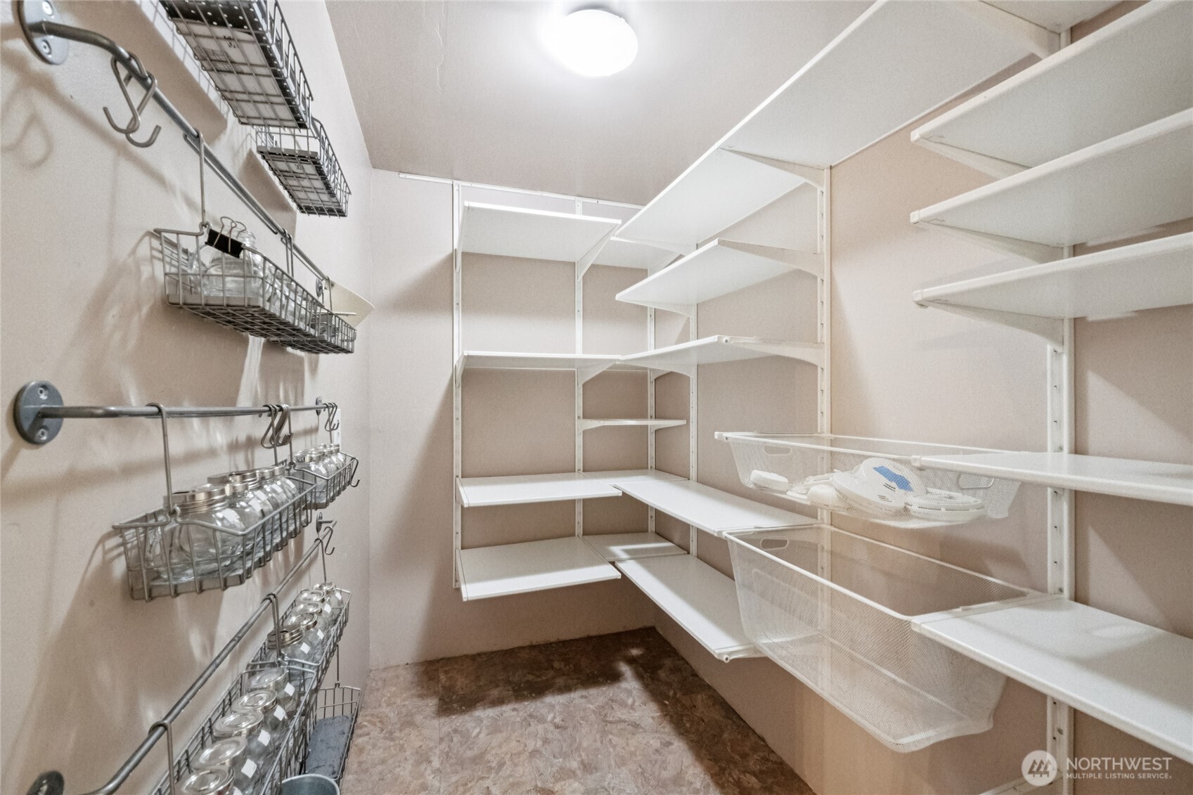 Bothell, Washington, 98021, United States, 3 Bedrooms Bedrooms, ,1 BathroomBathrooms,Residential,For Sale,2009966