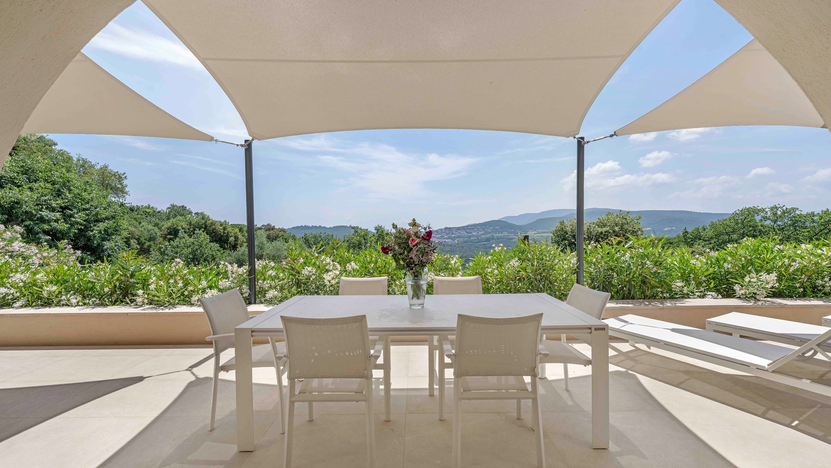  Contemporary bastide with open views and glimpse of the sea walking distance to… - 物件實景
