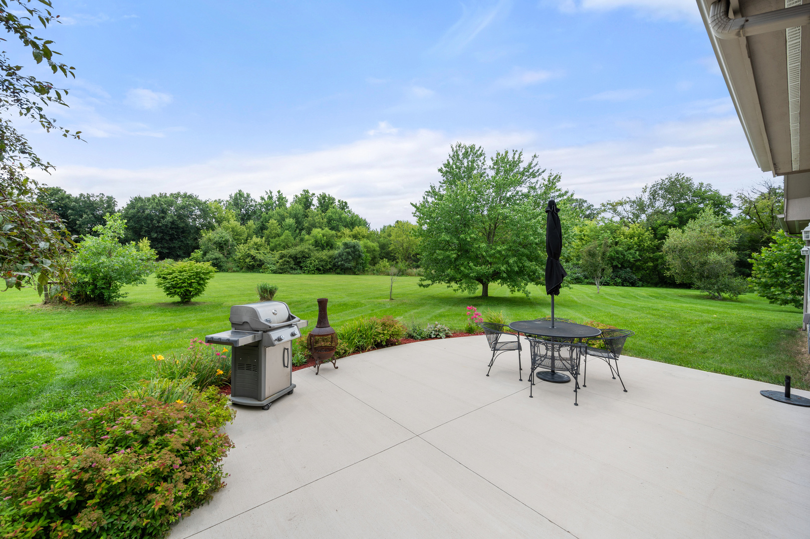 Sycamore, Illinois, 60178, United States, 5 Bedrooms Bedrooms, ,3 BathroomsBathrooms,Residential,For Sale,1904225