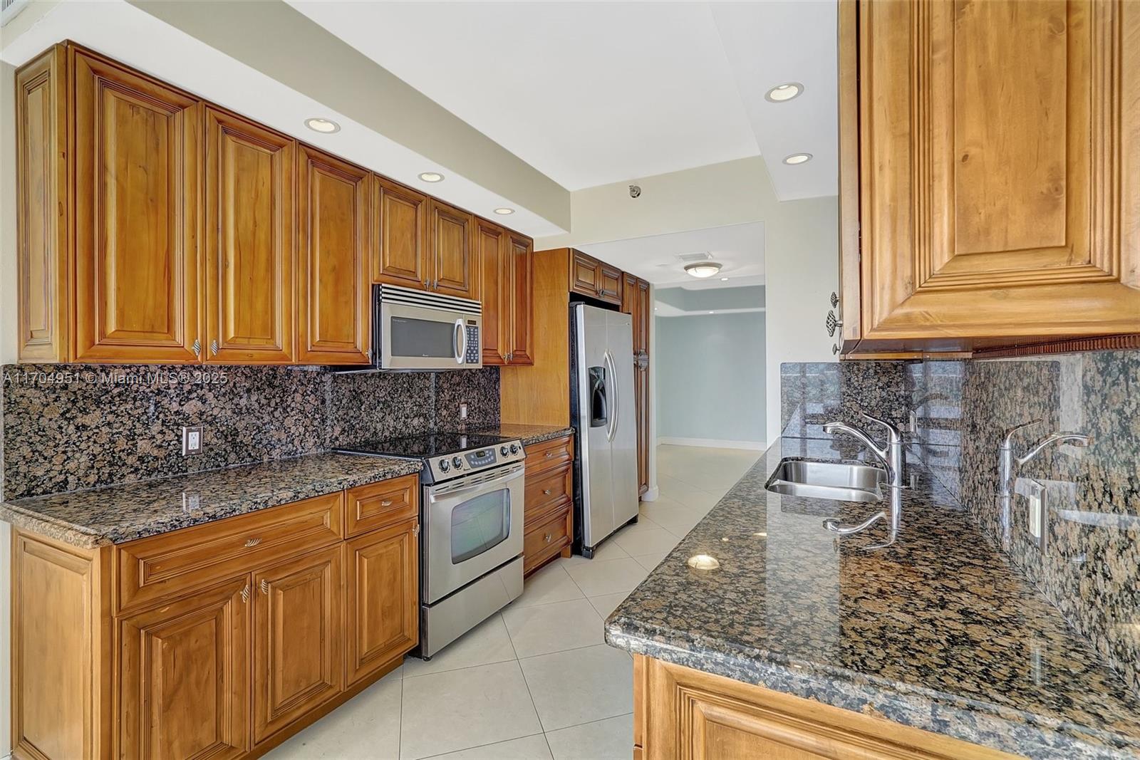 20281 E Country Club Dr Unit 2104, Aventura, Florida, 33180, United States, 2 Bedrooms Bedrooms, ,2 BathroomsBathrooms,Residential,For Sale,20281 E Country Club Dr Unit 2104,1668200