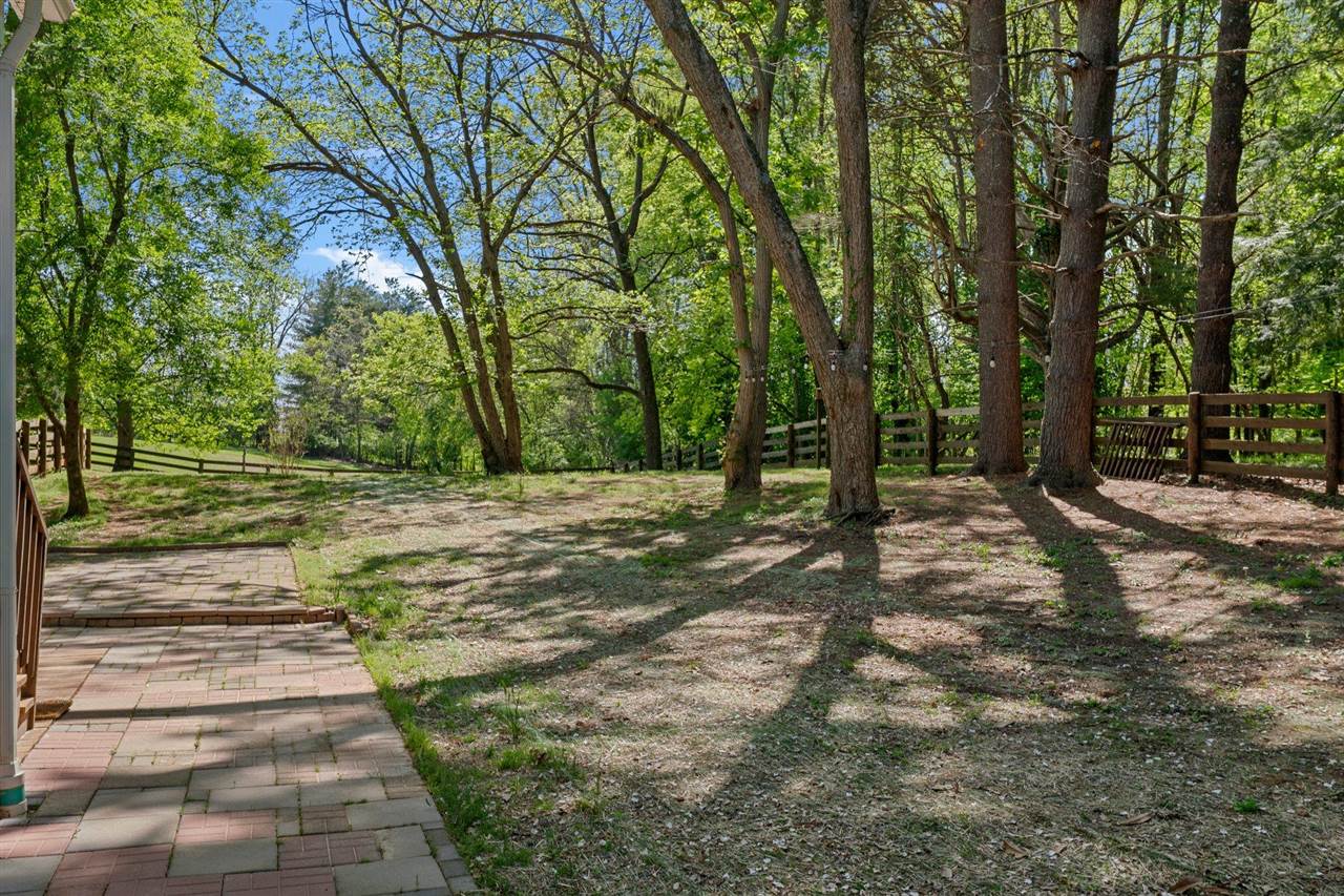 Bowling Green, Kentucky, 42103, United States, 4 Bedrooms Bedrooms, ,5 BathroomsBathrooms,Residential,For Sale,1785083