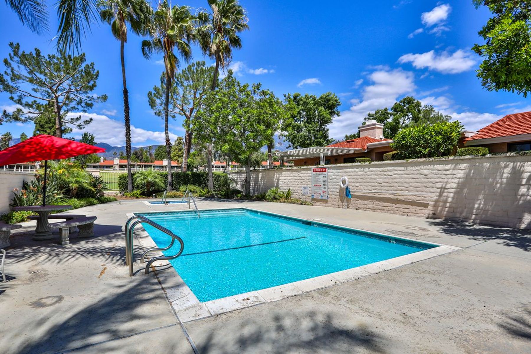  1053 Saint Andrews Drive, Upland, CA 91784 - 物件實景