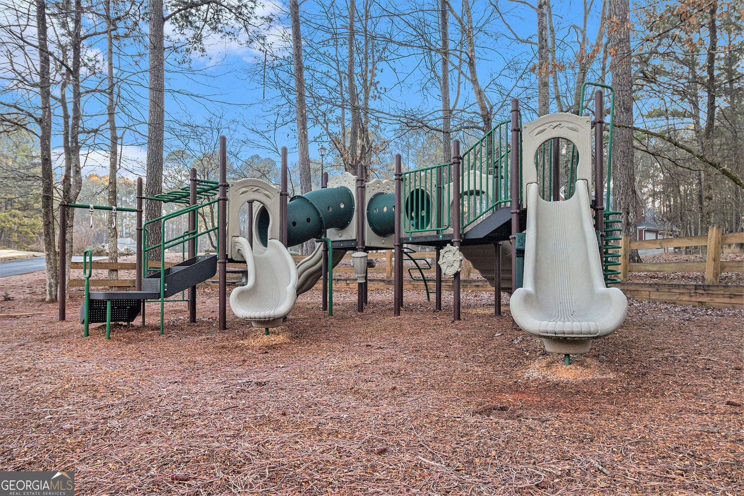 Tyrone, Georgia, 30290, United States, 4 Bedrooms Bedrooms, ,4 BathroomsBathrooms,Residential,For Sale,1922559