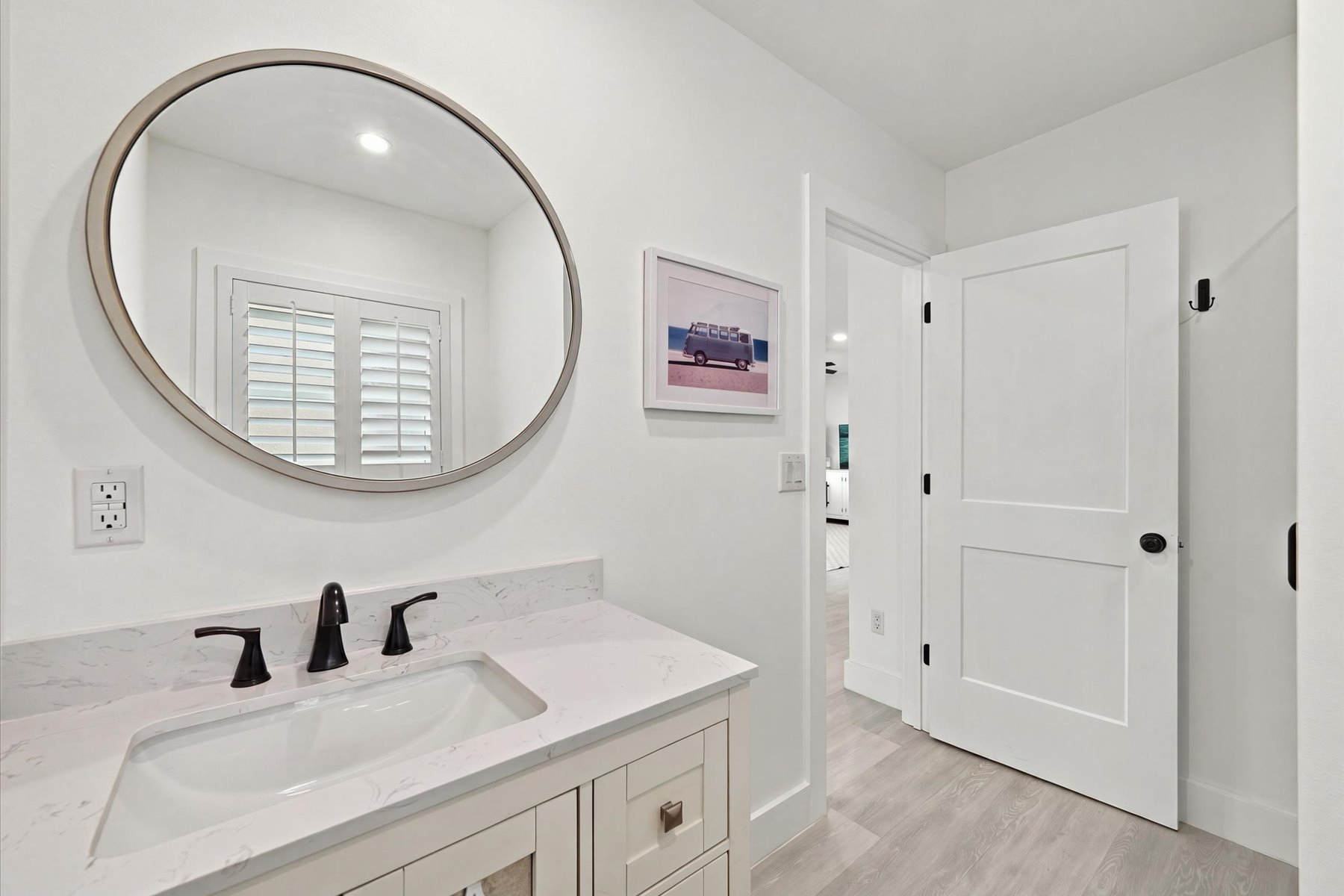  446 Coral Drive, Melbourne, FL, 32935 - 物件實景