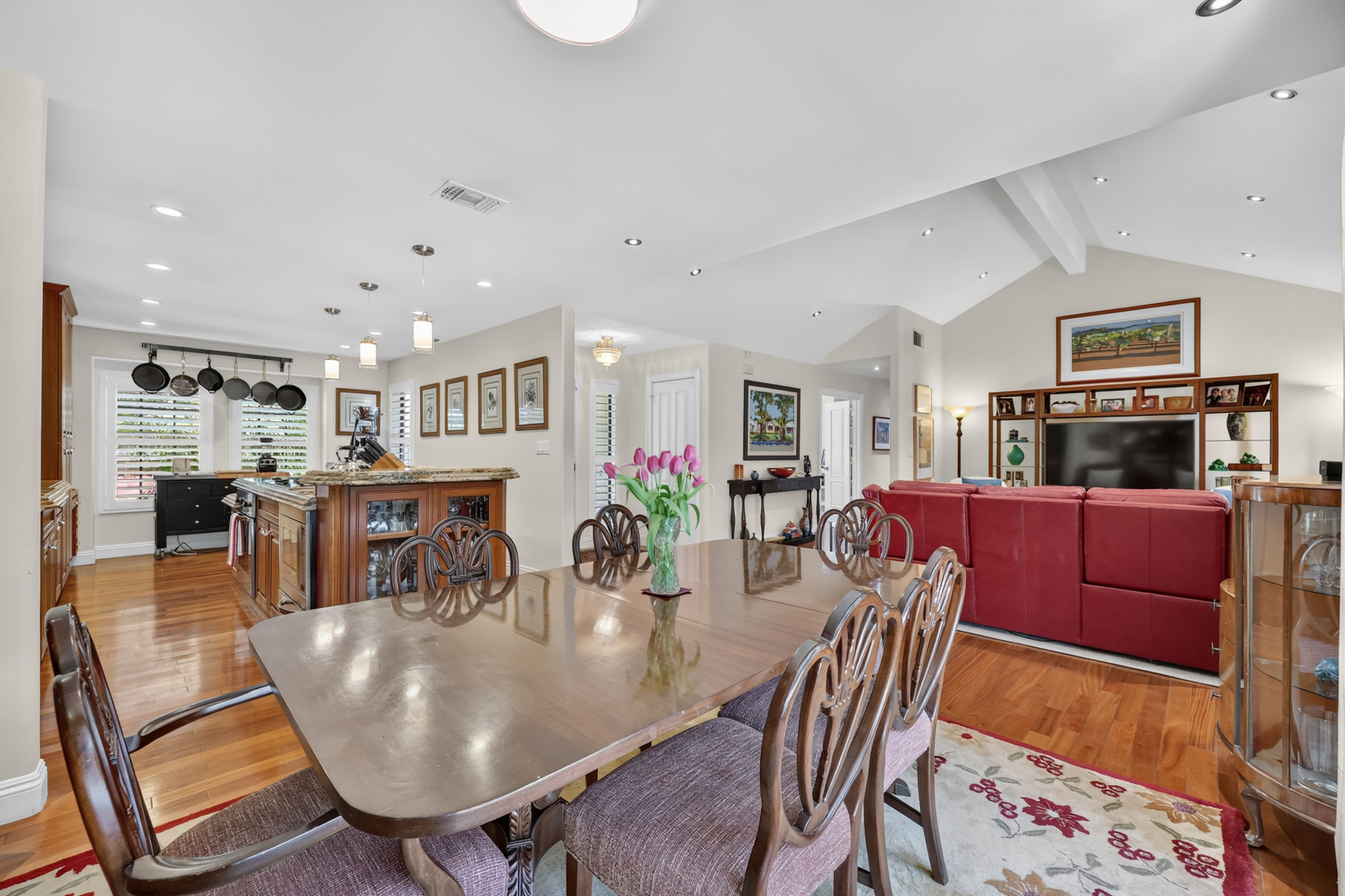  1073 Harrington Way, Carmichael, CA 95608 - 物件實景