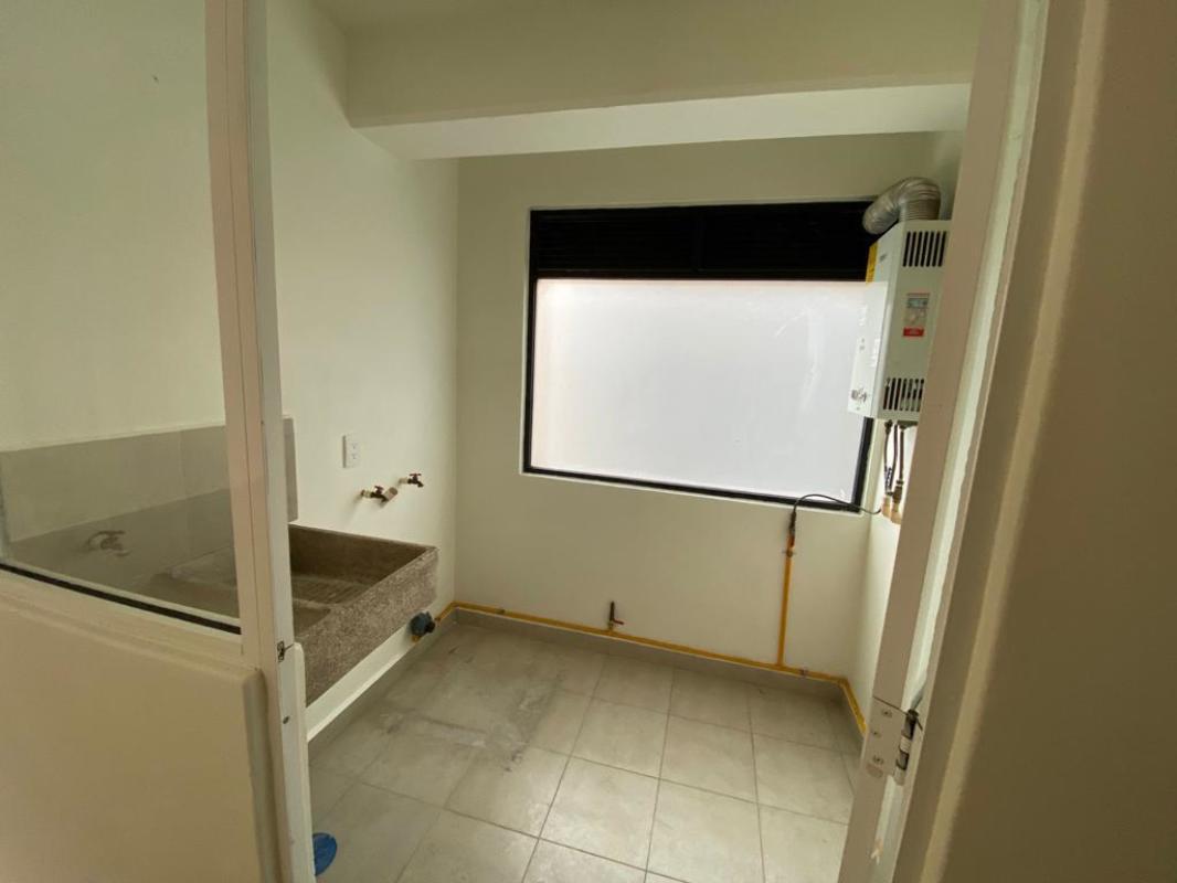 Azcapotzalco, Ciudad de México, 02519, Mexico, 3 Bedrooms Bedrooms, ,2 BathroomsBathrooms,Residential,For Sale,1847120