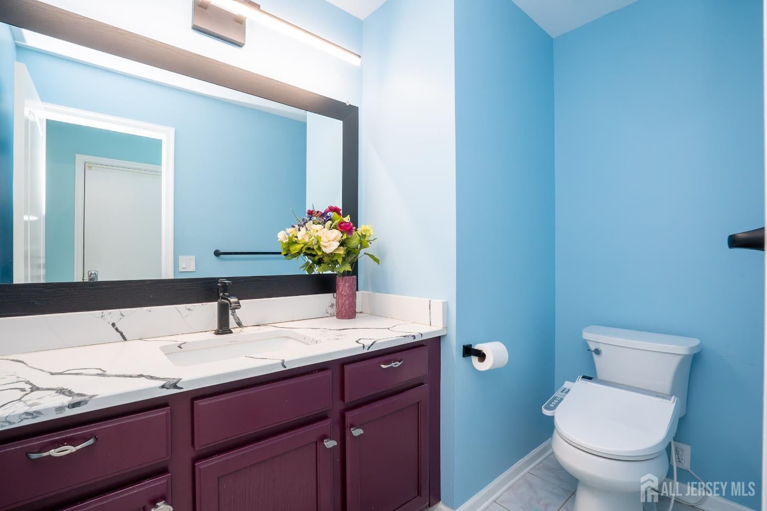 North Brunswick, New Jersey, 08902, United States, 3 Bedrooms Bedrooms, ,3 BathroomsBathrooms,Residential,For Sale,1982404