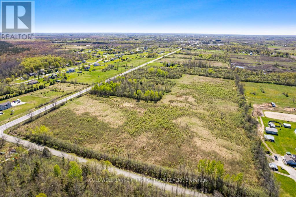 TAY VALLEY, Ontario, K7H 3C9, CA, ,Residential,For Sale,1867366