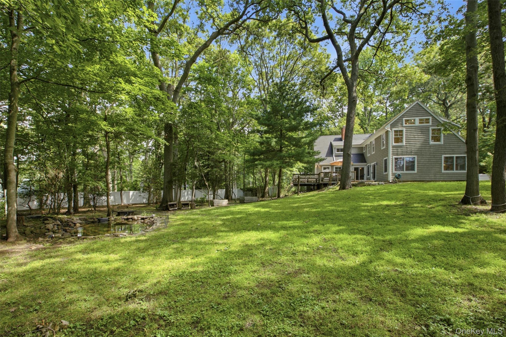  18 W Meadow Road, Setauket, NY, 11733 - 物件實景
