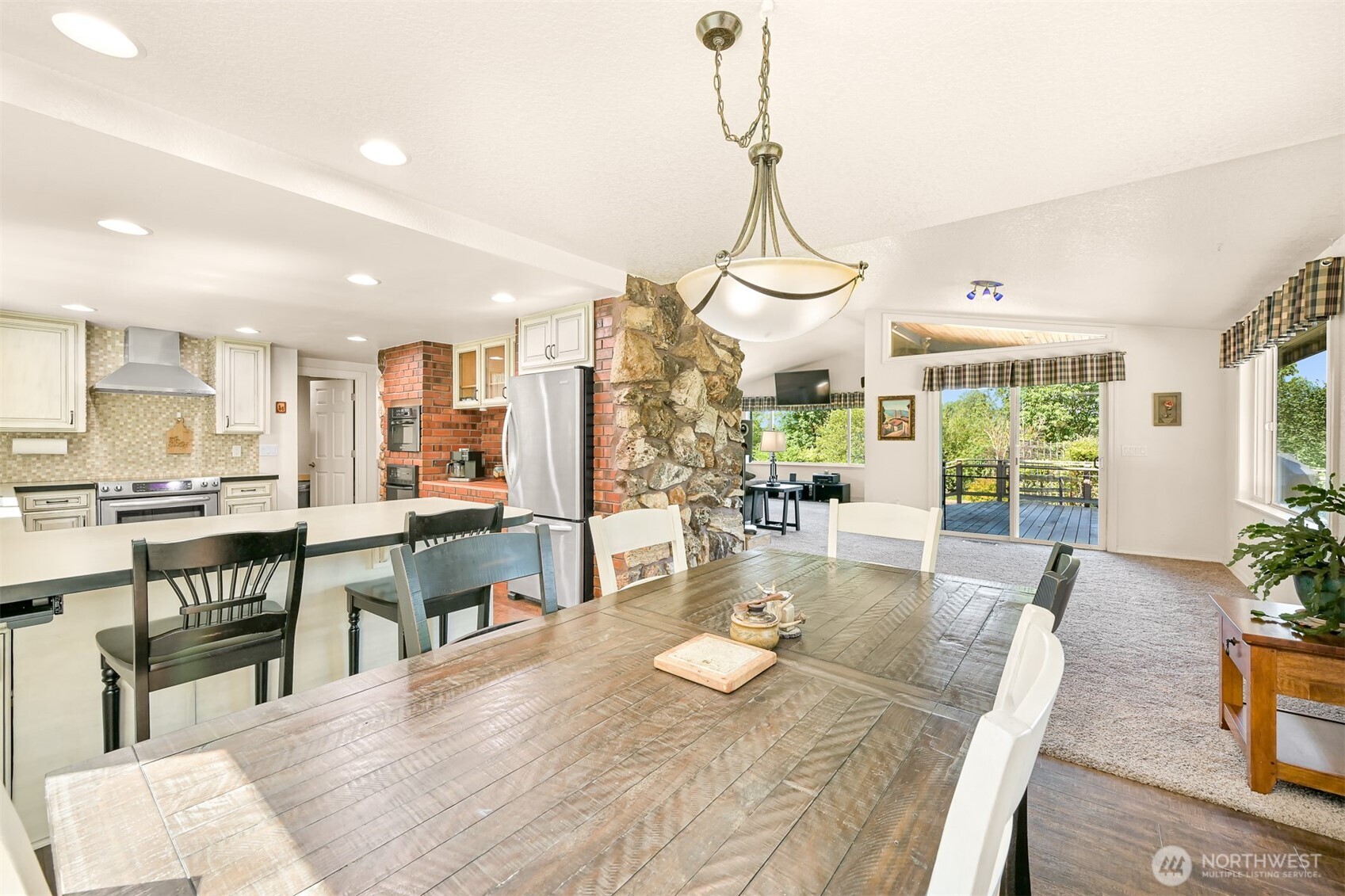 Ferndale, Washington, 98248, United States, 4 Bedrooms Bedrooms, ,3 BathroomsBathrooms,Residential,For Sale,1901183