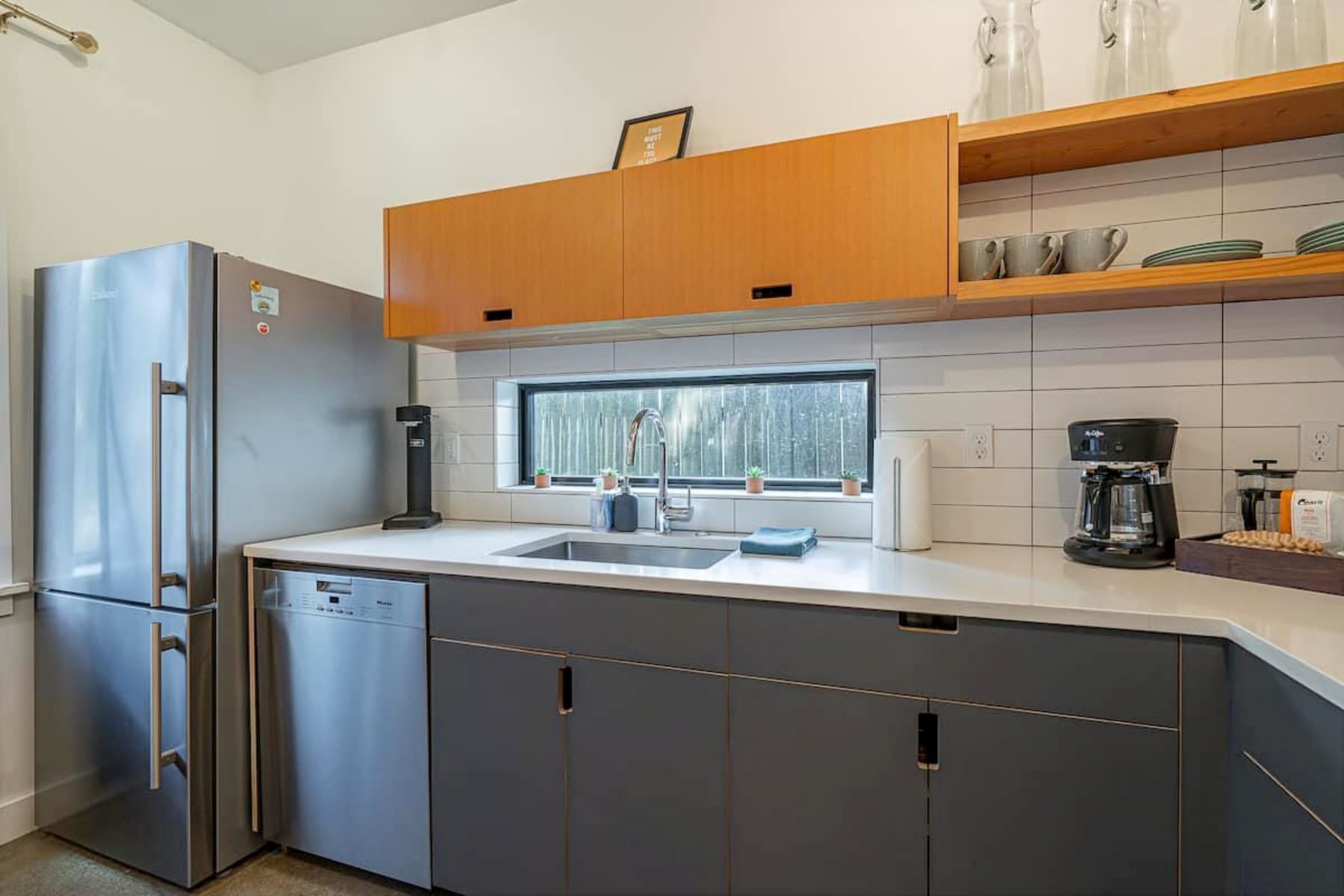  5934 NE 16TH AVE Portland, OR 97211 - 物件實景