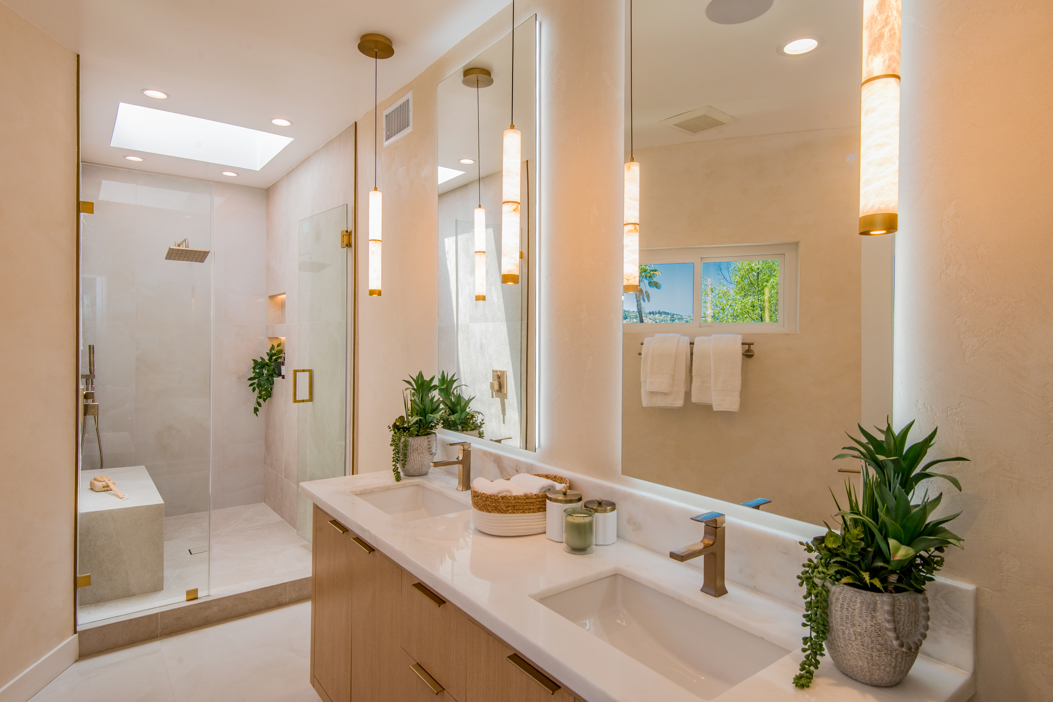  4211   Nogales Dr - 物件實景